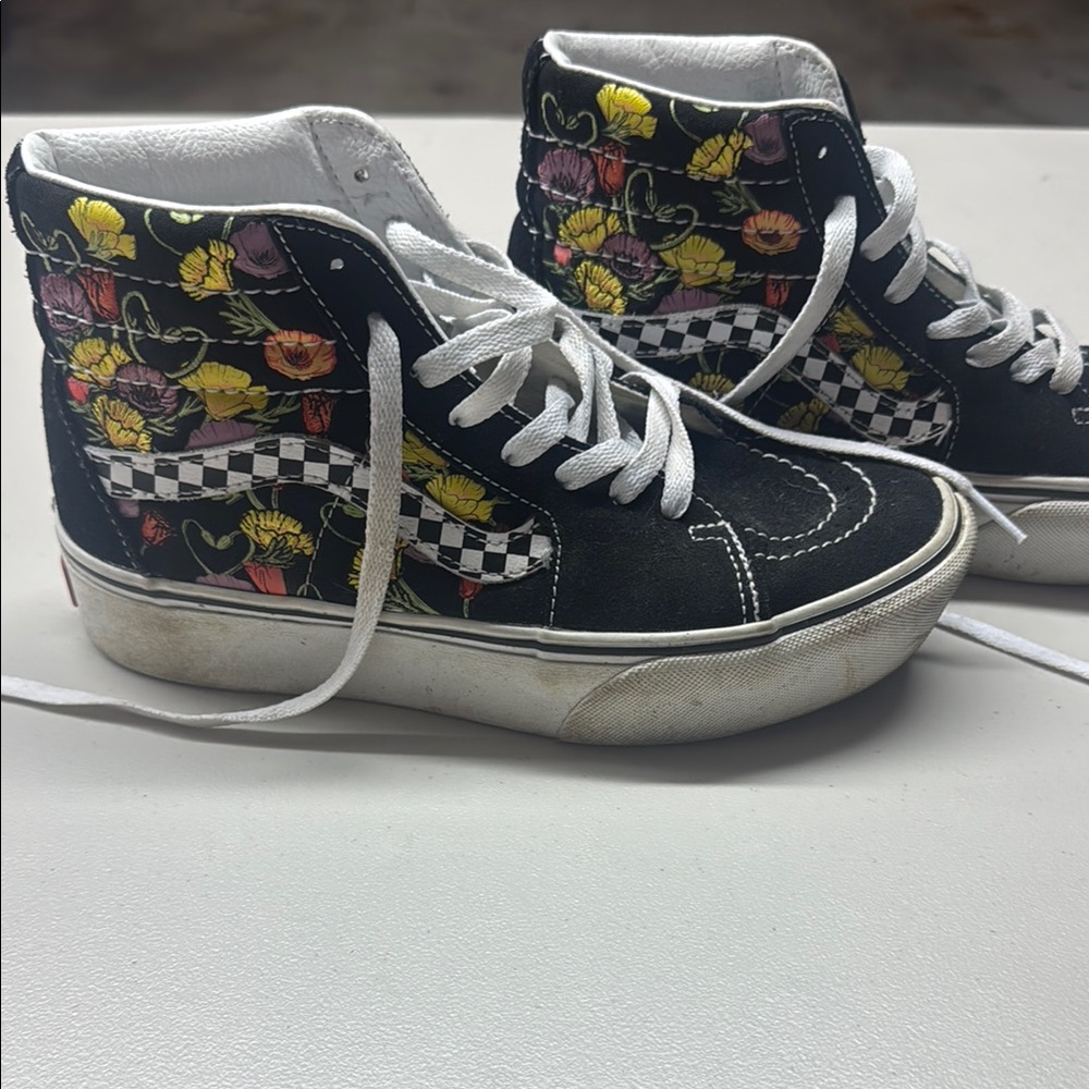 Floral High-Top Sneakers with Checkered Detail